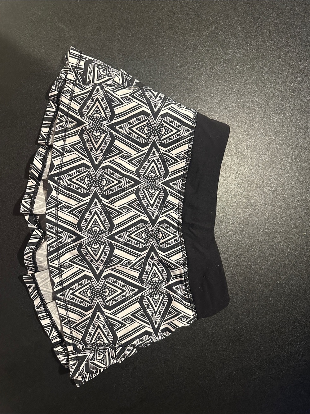 Ivivva Black and White Geometric Skort